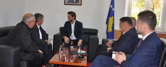 Kryetari I FSSHK-së Dr. Blerim Syla dhe delegacioni I tij zhvilluan takim me Ministrin e Shëndetësisë Z. Uran Ismaili